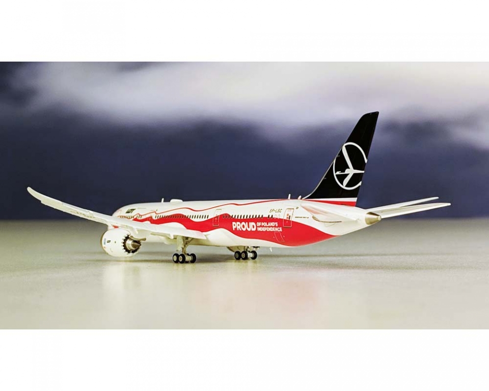 www.JetCollector.com: JC WINGS LOT POLISH B787-9 PROUD