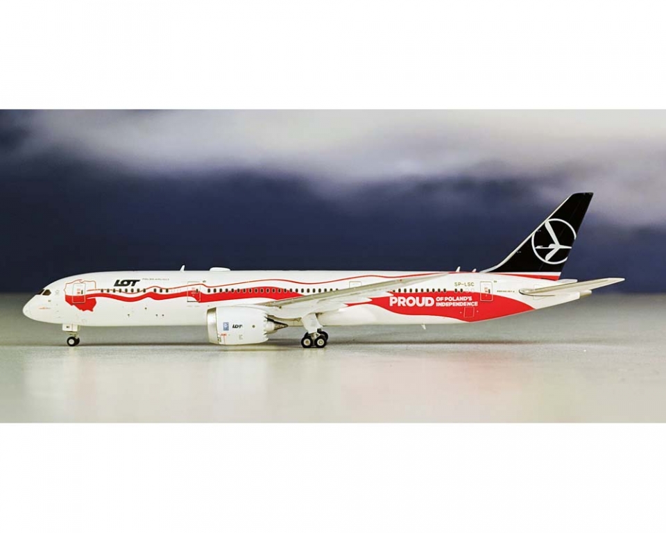 www.JetCollector.com: JC WINGS LOT POLISH B787-9 PROUD