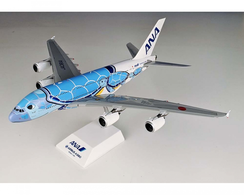 www.JetCollector.com: ANA All Nippon Airbus A380 JA381A Flying