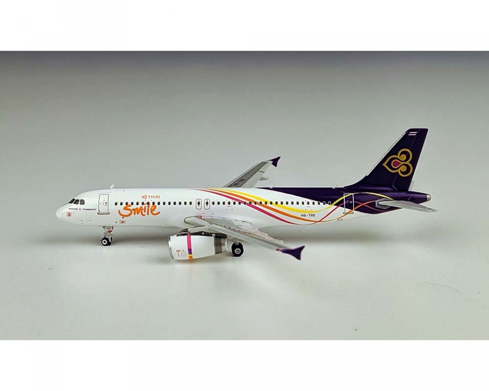 www.JetCollector.com: Thai Smile A320 HS-TXE 1:400 Scale Phoenix