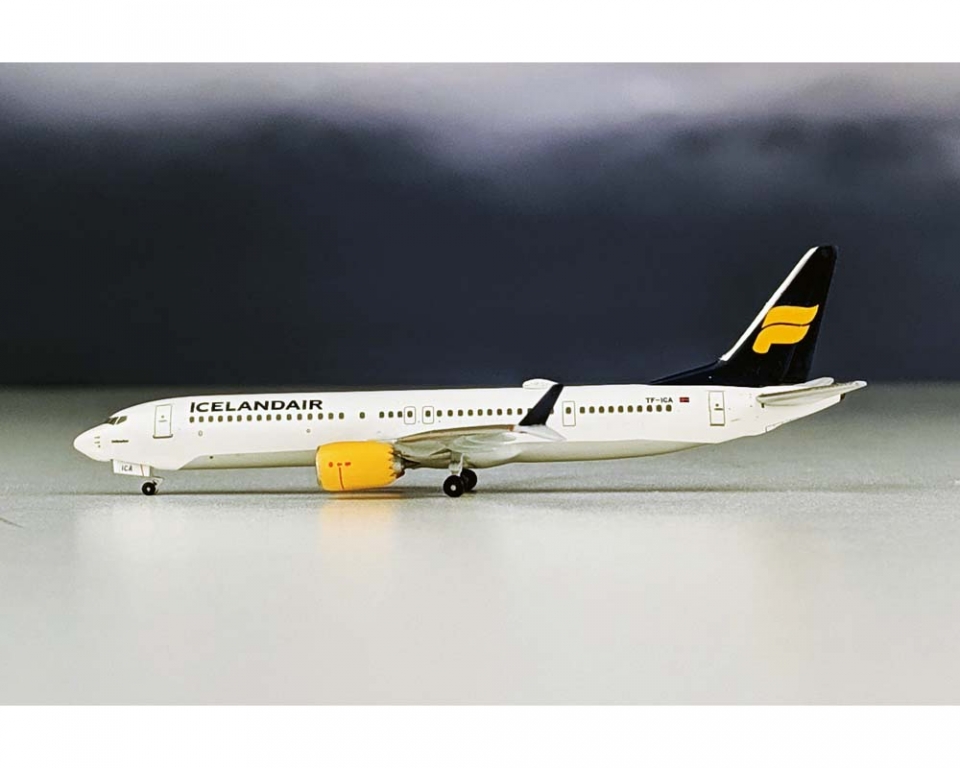 www.JetCollector.com: Icelandair B737 MAX9 TF-ICA 1:400 Scale