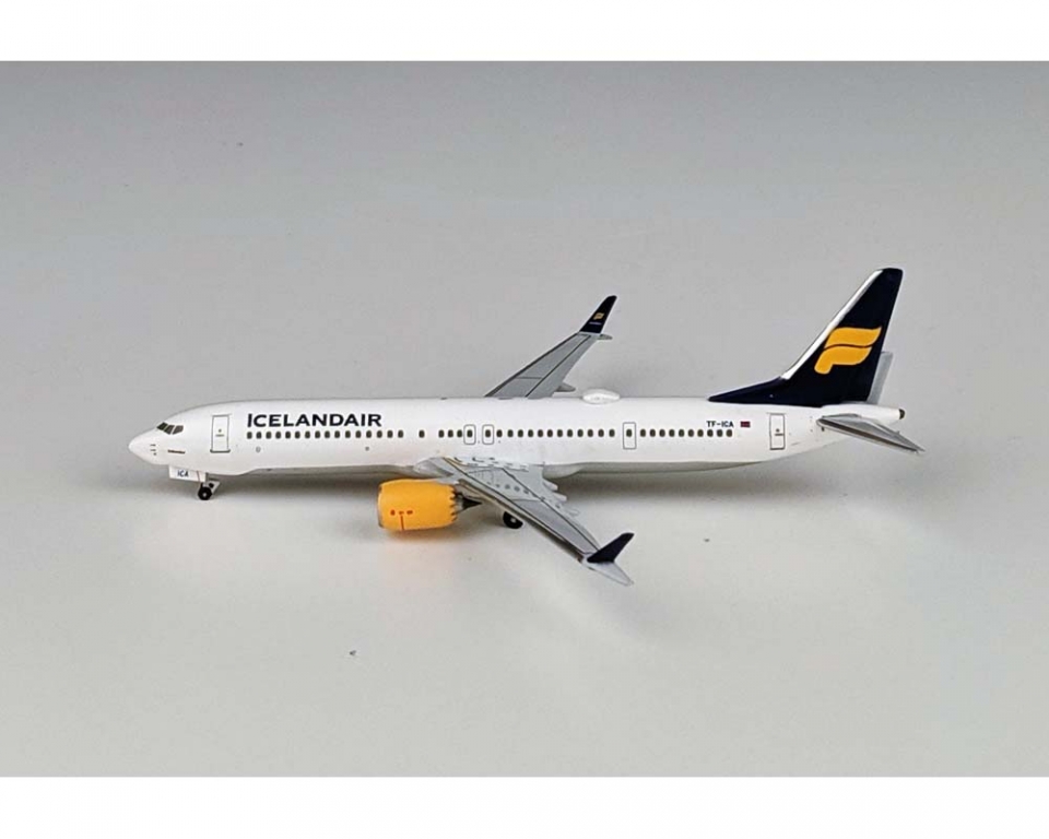 Details about   AeroClassics Icelandair Boeing 737 Max-9 'TF-ICA' 1/400 Scale Diecast Model 