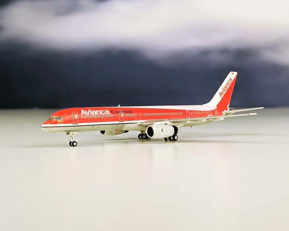 www.JetCollector.com: NG AVIANCA B757-200 90'S COLORS EI-CEY 1:400