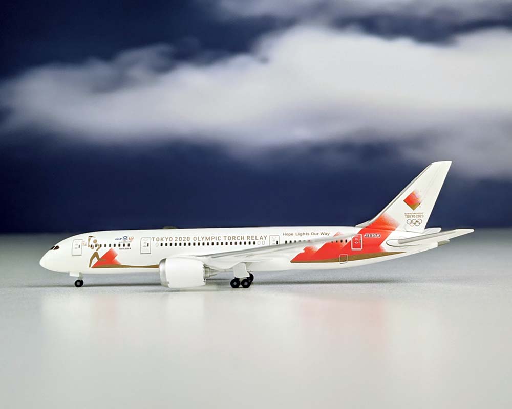 www.JetCollector.com: JAL B787-8 Tokyo Oympic Torch Relay JA837J 1