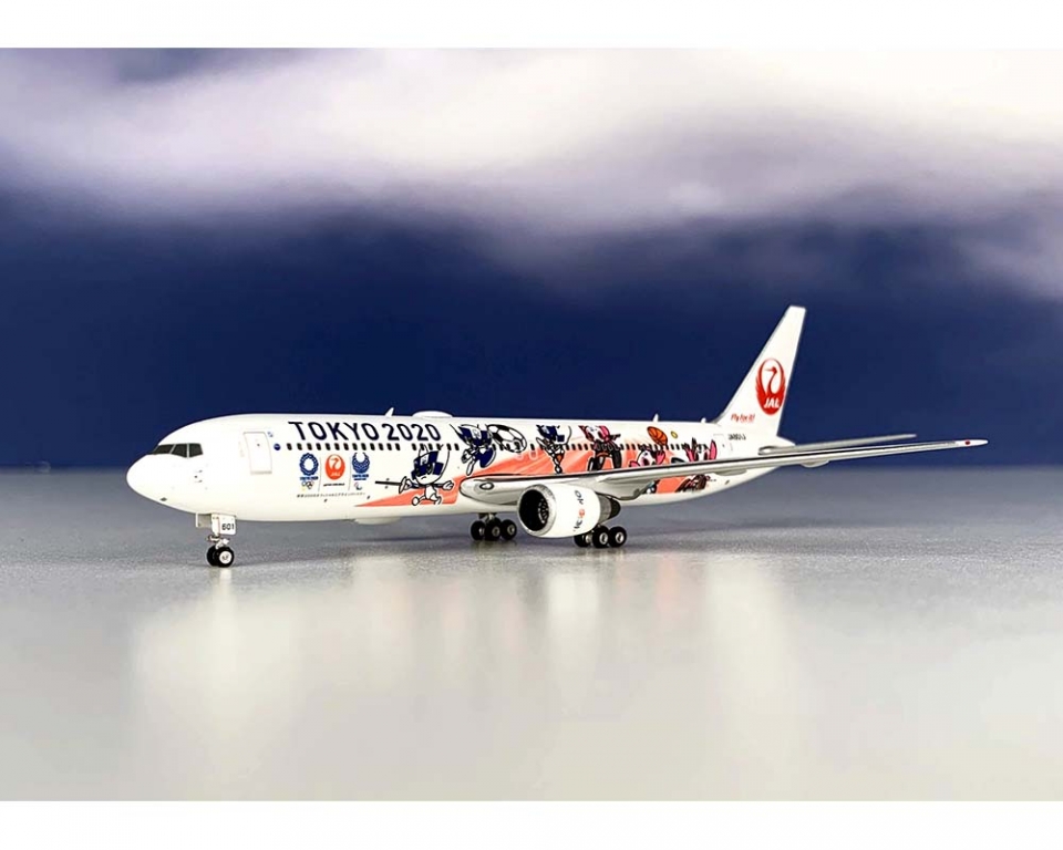 www.JetCollector.com: PHOENIX JAL B767-300ER Tokyo 2020 JA601J 1