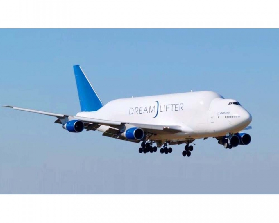 www.JetCollector.com: Boeing B747-400 DreamLifter, Flaps N780BC 1