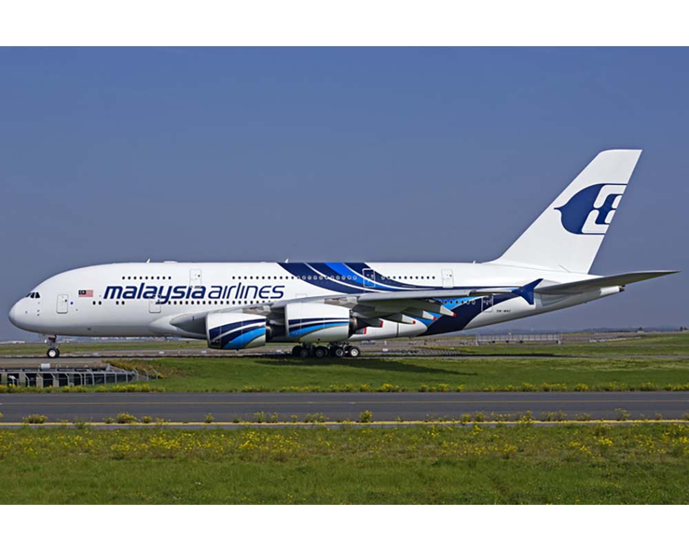Malaysia Airlines  Airbus A380 9M-MNC 1:400 Scale Phoenix PH4MAS2192