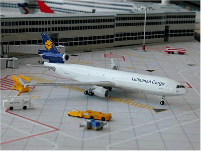 www.JetCollector.com: Lufthansa Cargo MD-11F 1:500 Scale